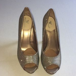 Sparkly heals